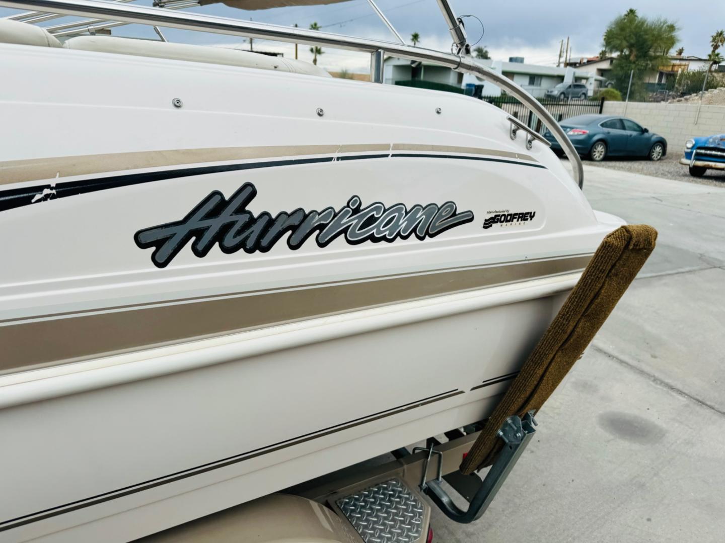 2002 White Hurricane 201 , located at 2190 Hwy 95, Bullhead City, AZ, 86442, (928) 704-0060, 0.000000, 0.000000 - 2001 Hurricane boat model 201. Super clean. On consignment. great hul. runs great . just serviced. 20 ft . 5.0 mercruiser mp engine . 418 hours on boat. Lake ready. clean interior. $15777 or best offer . on consignment. - Photo#5